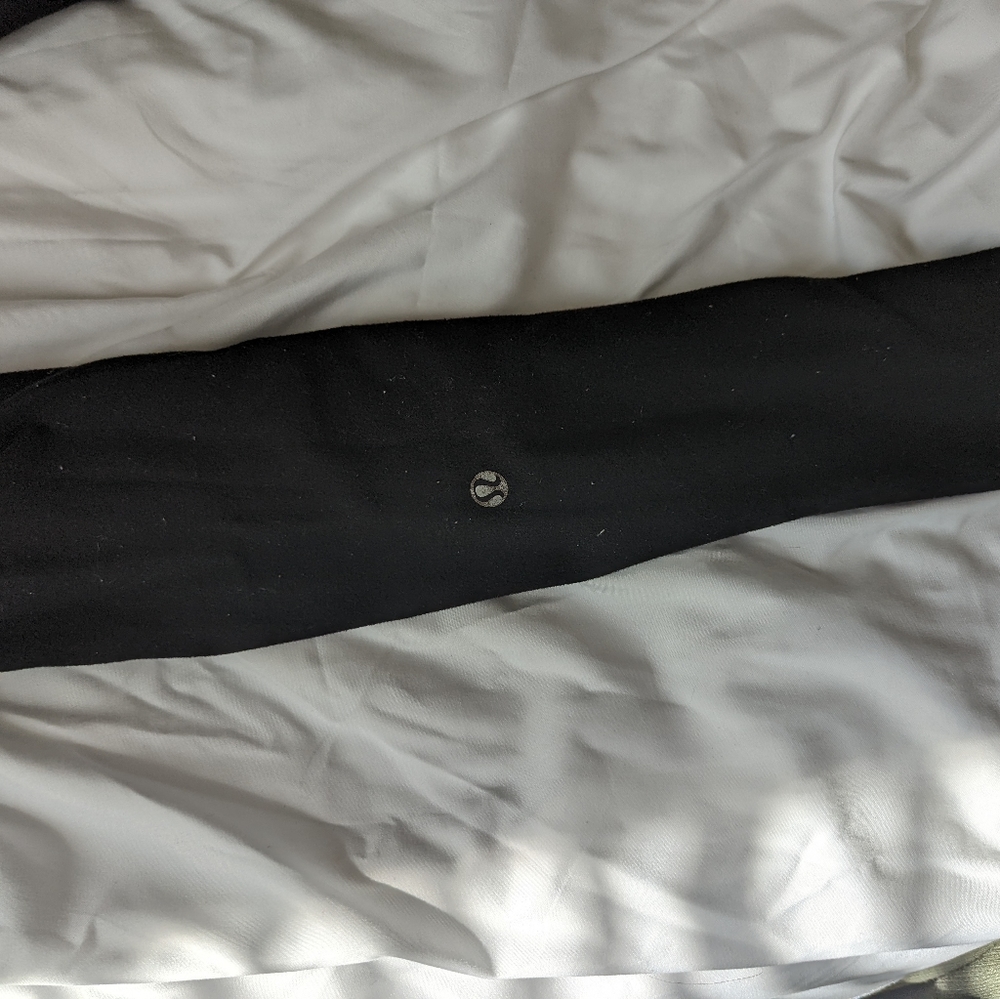 Lululemon reversible leggings size 2
